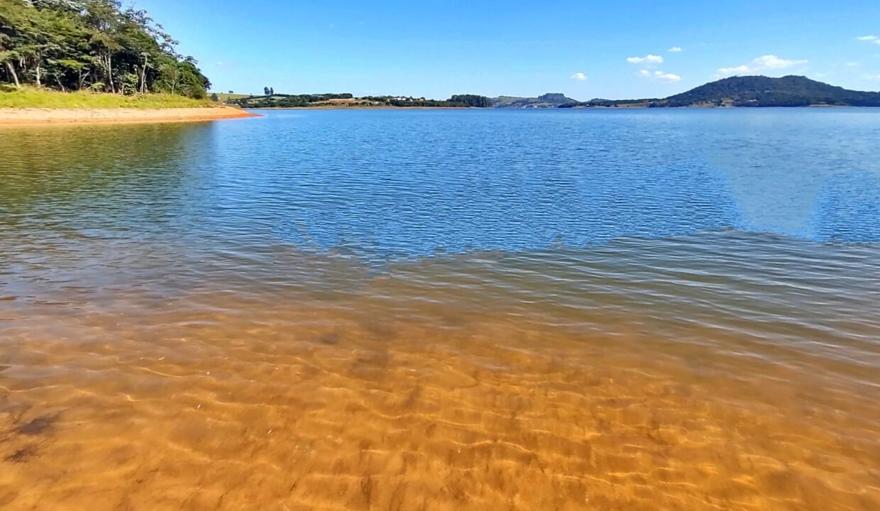 Terreno pé na água 4 (6)