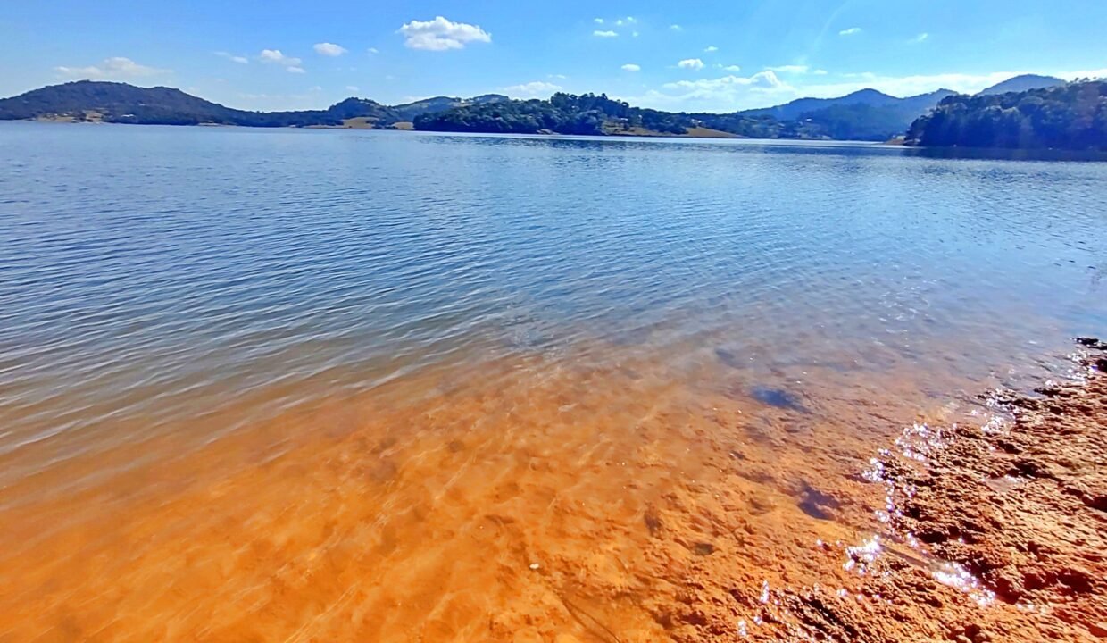 Terreno pé na água 4 (8)