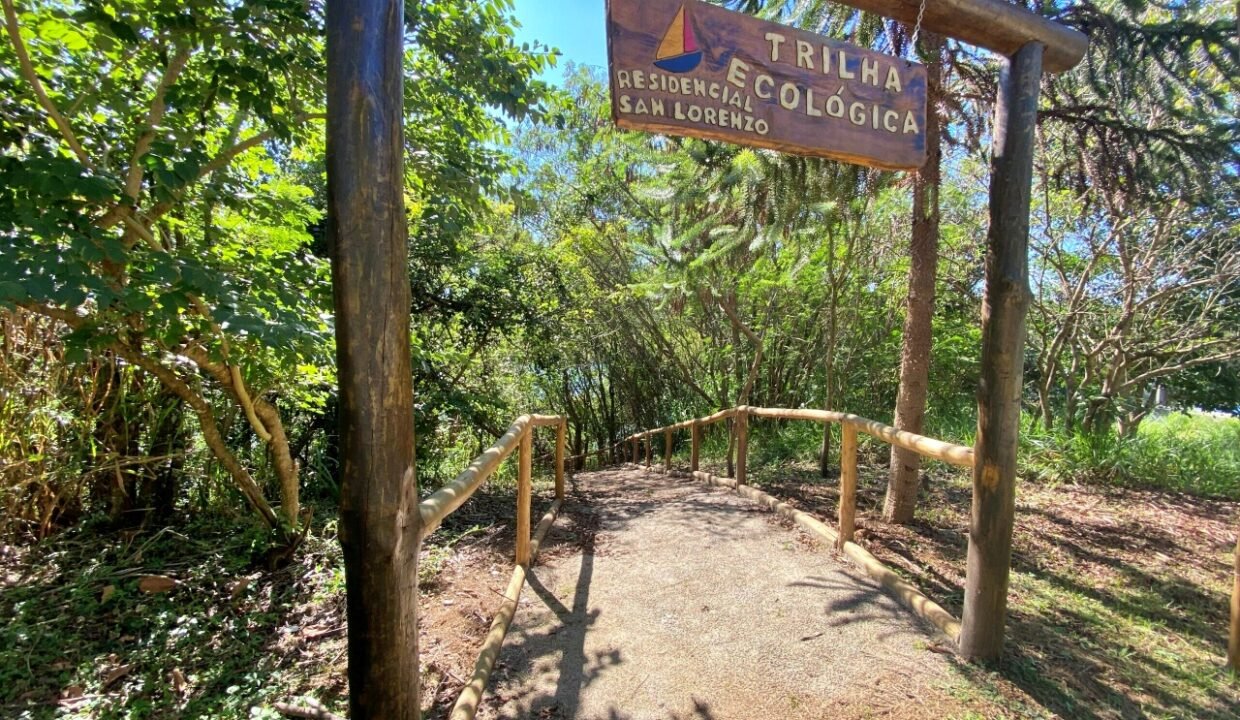 Terreno 1.000m²pé na água a venda condomínio San Lorenzo represa Jaguari Joanópolis SP  (1)
