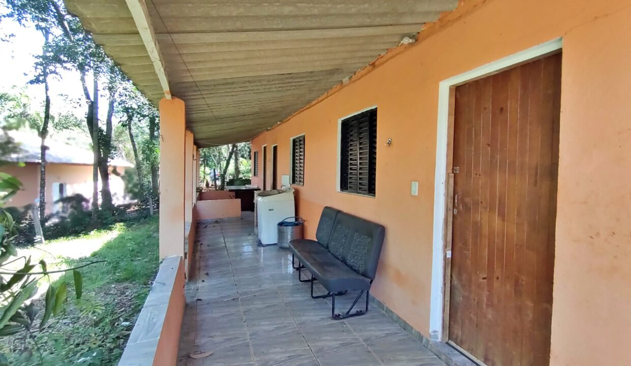 Terreno a venda represa jaguari Joanópolis SP pé na água acesso direto a água (7)