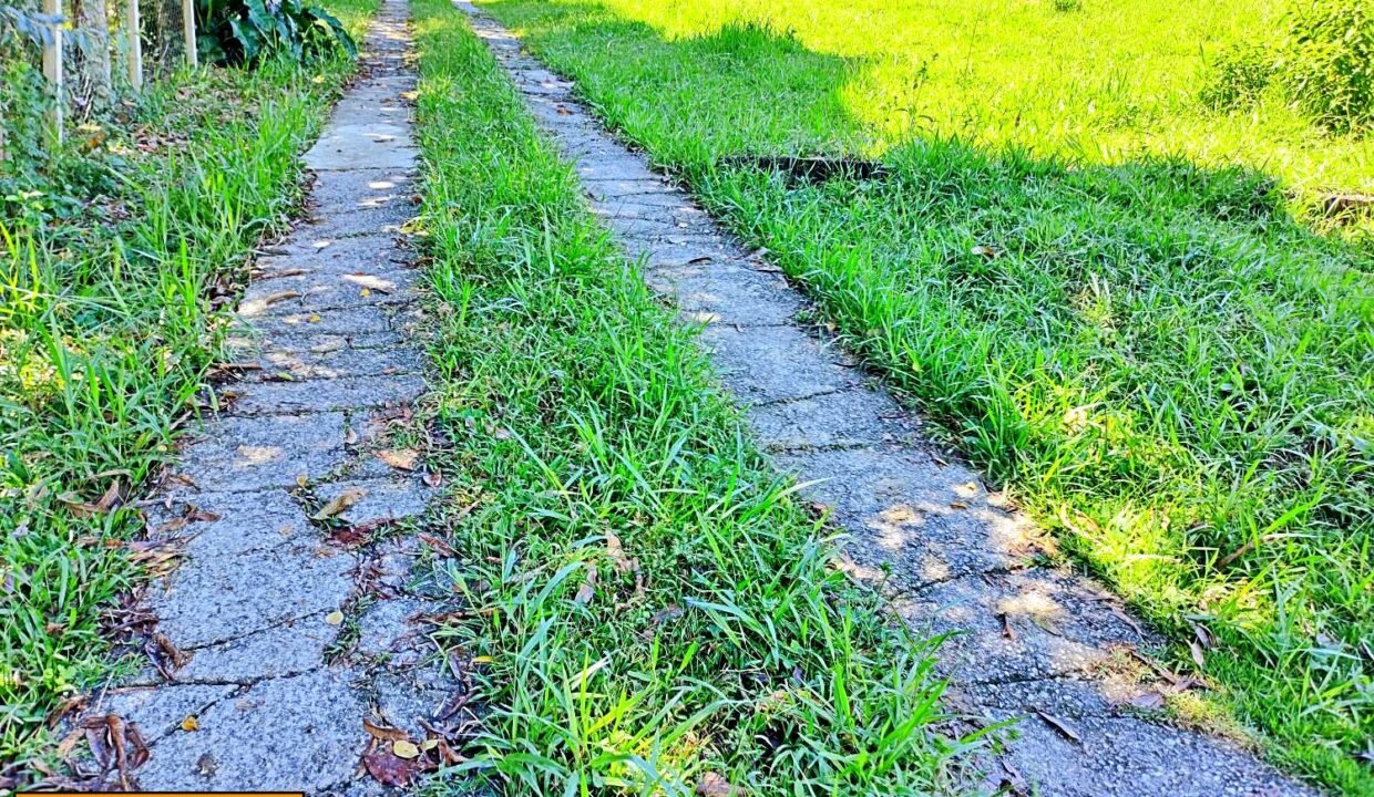 Terreno 3.000m² frente represa pé na água a venda represa joanópolis região de bragamça pta. piracaia interior de SP (3)