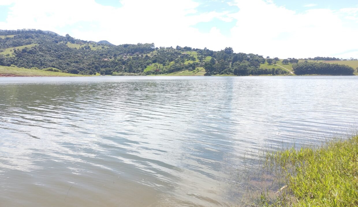 terreno 3.000 m² pé na água venda represa jaguari em joanópolis divisa de bragança paulista e vargem sp (4)