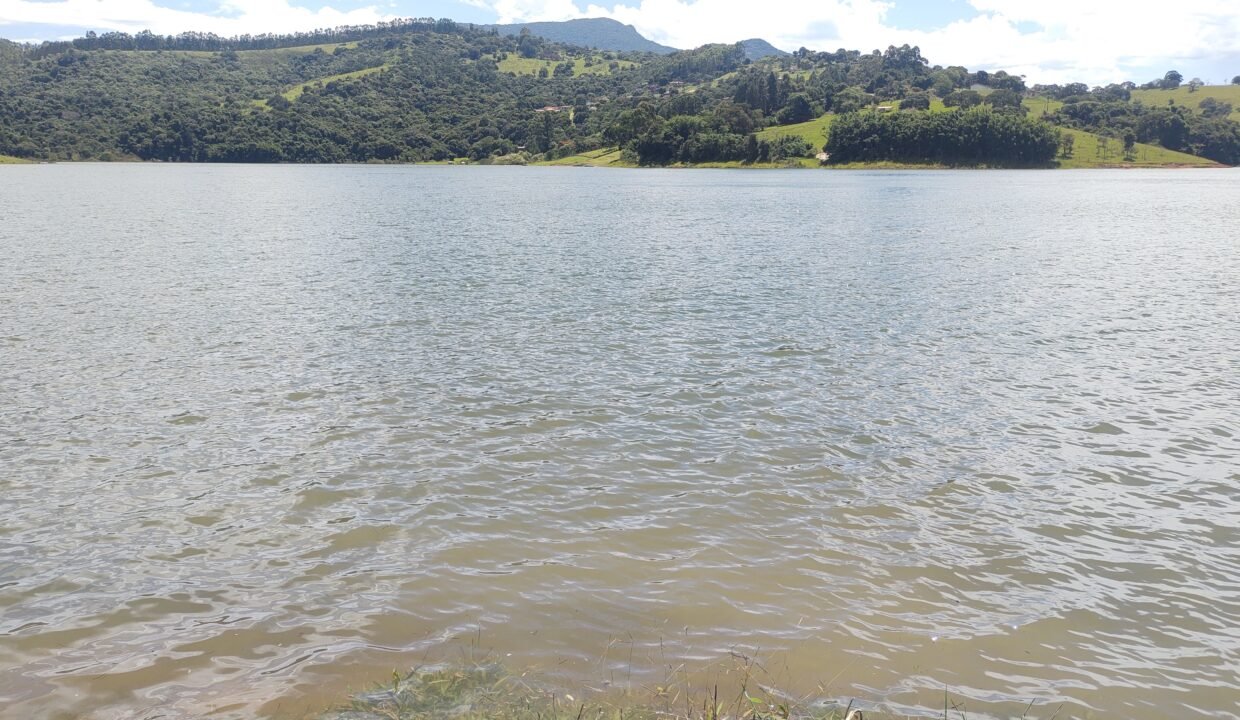 terreno 3.000 m² pé na água venda represa jaguari em joanópolis divisa de bragança paulista e vargem sp (5)