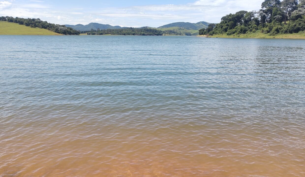 terreno 3.000 m² pé na água venda represa jaguari em joanópolis divisa de bragança paulista e vargem sp (6)